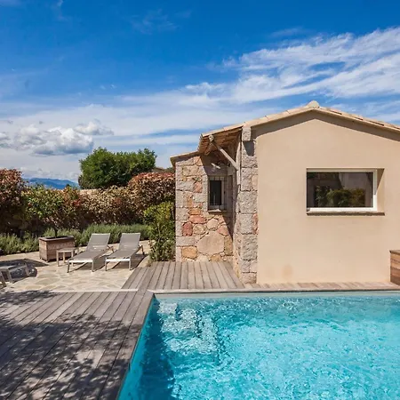 Luxurioese Schaeferei 2km Vom Von Santa Giulia Entfernt By Interhome פורטו-וישיו