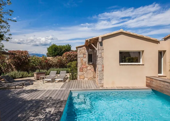 Luxurioese Schaeferei 2km Vom Von Santa Giulia Entfernt By Interhome פורטו-וישיו