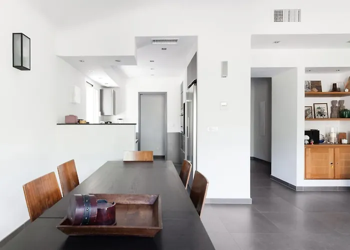 בית נופש Luxurioese Schaeferei 2km Vom Von Santa Giulia Entfernt By Interhome *